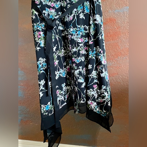 Vera Wang multi color floral print dress - Picture 3 of 4